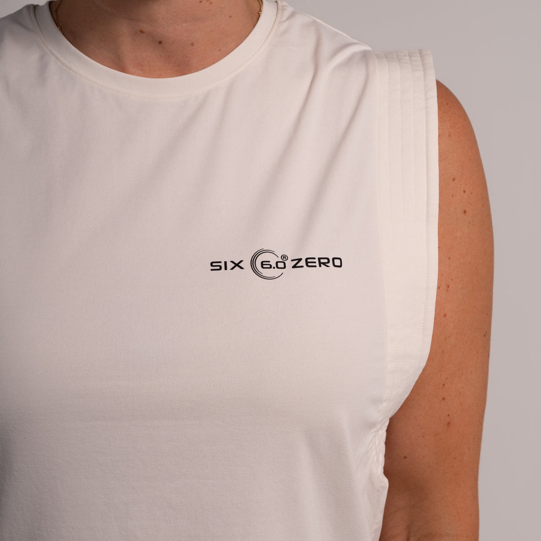 Womens Performance Split Power Tee Chalk with Black Logo