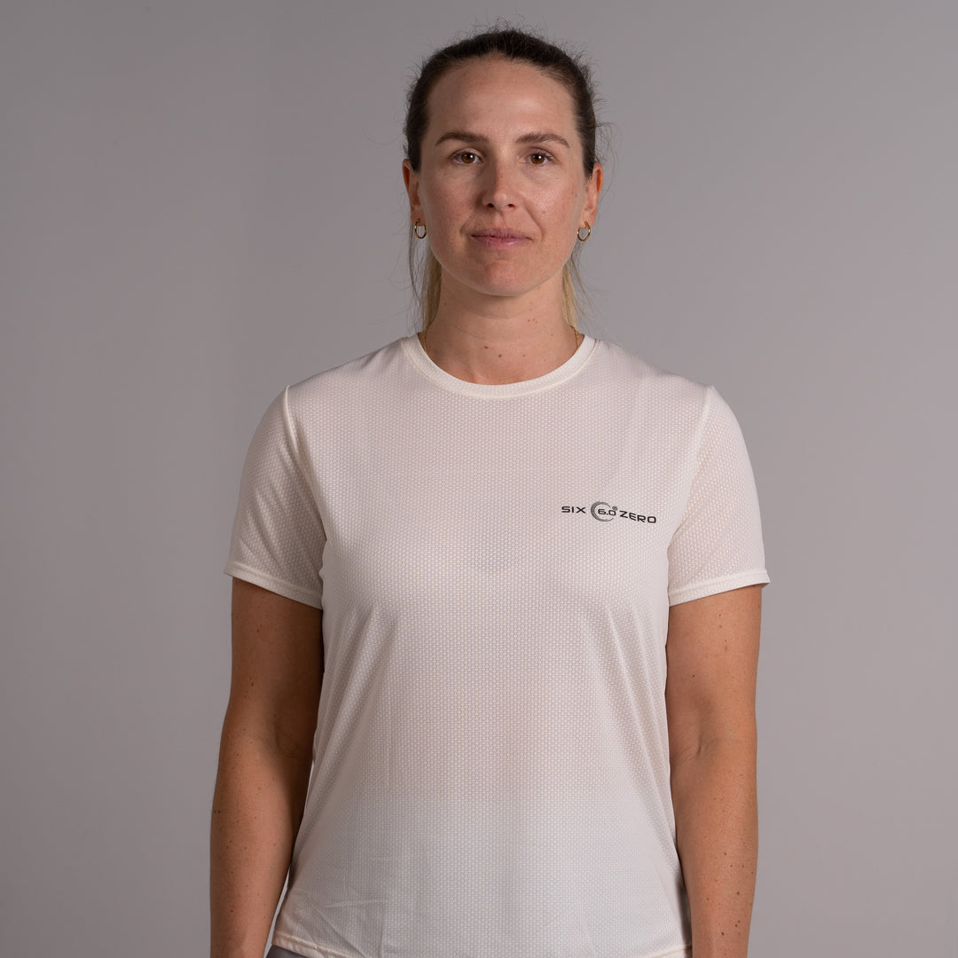 Womens Performance Active Tee Hazy Chalk with Black Logo